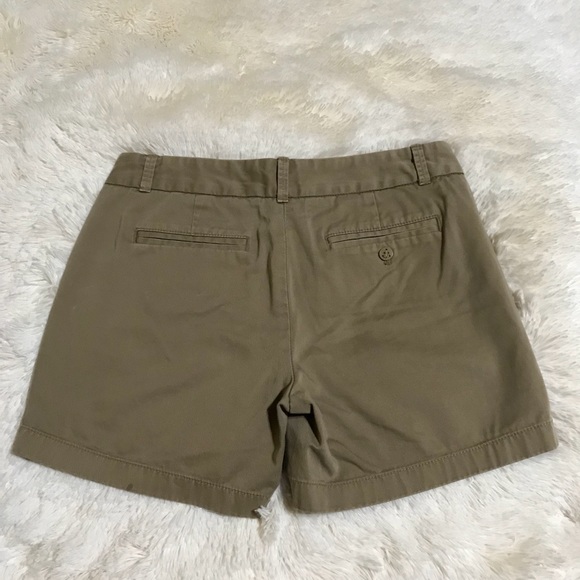 J. Crew chino khaki shorts size 4 - Picture 2 of 5